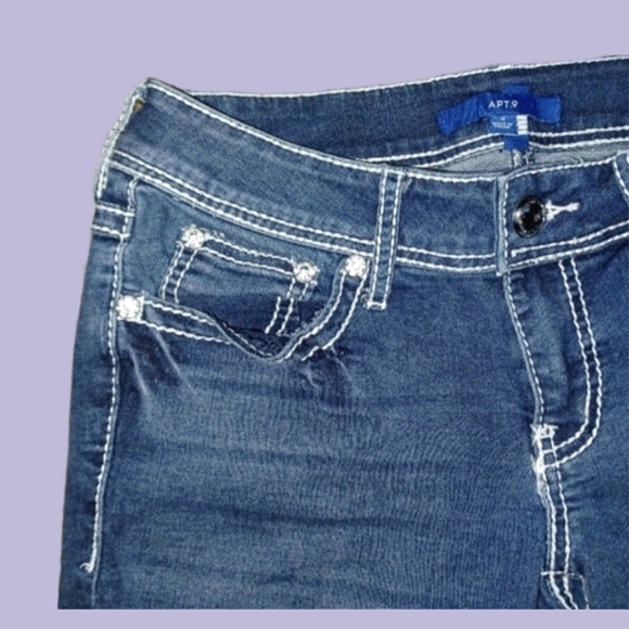 Apt. 9 Jean Shorts w/ Rhinestone Design - Picture 3 of 5